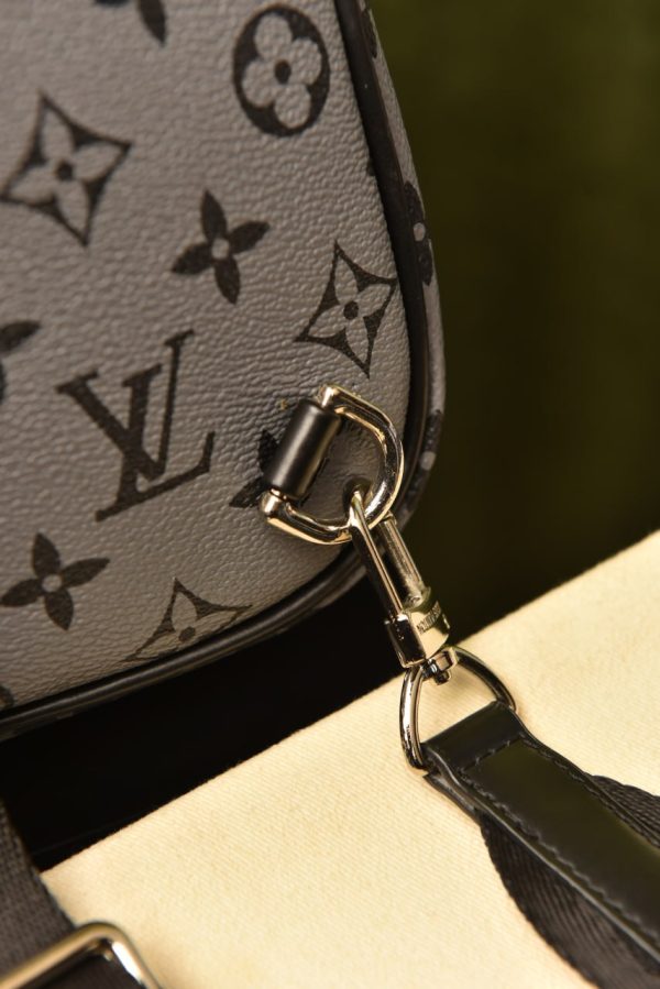 Avenue Slingbag - Image 5