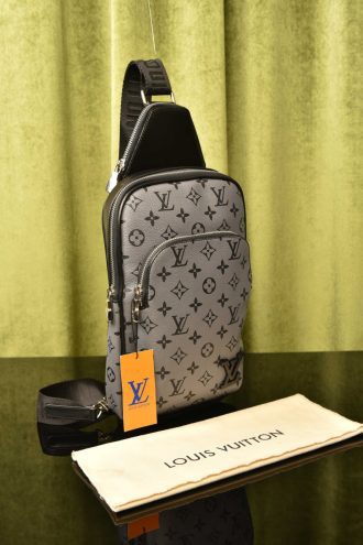 Avenue Slingbag