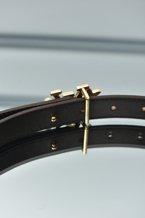 Dauphine Flower Buckle Belt - Image 4