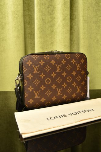 Duomessenger Detail1 | Designer Bags, Watches, Apparel &Amp; Luxury Goods