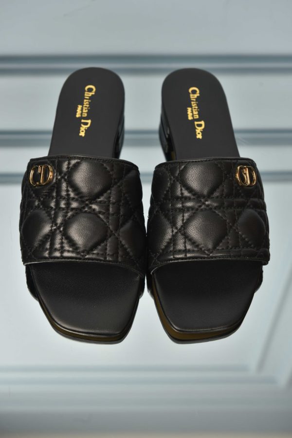 Dway Cannage Leather Slide - Image 2