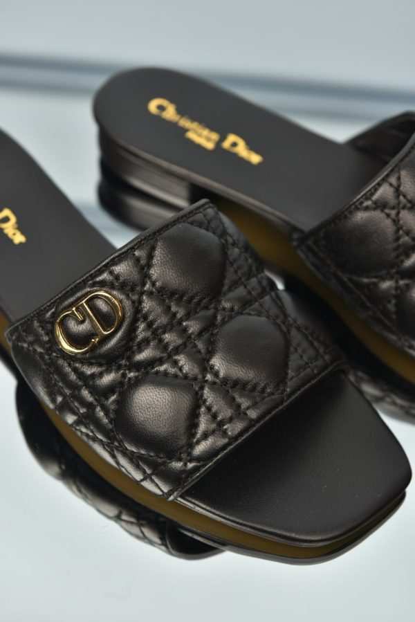 Dway Cannage Leather Slide - Image 4