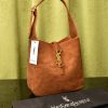 Le 5 A 7 Supple Small in Suede