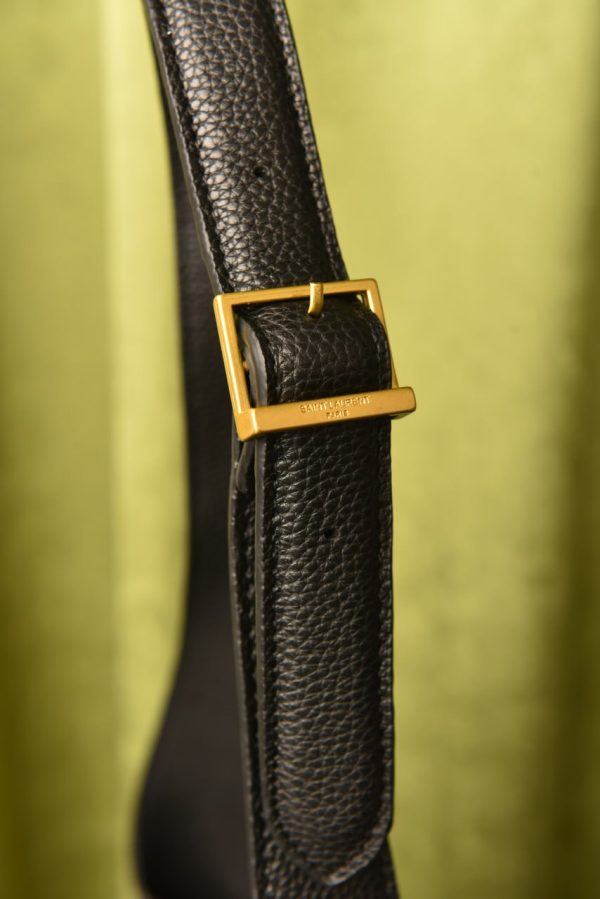 Le 5 A 7 Supple - Image 5