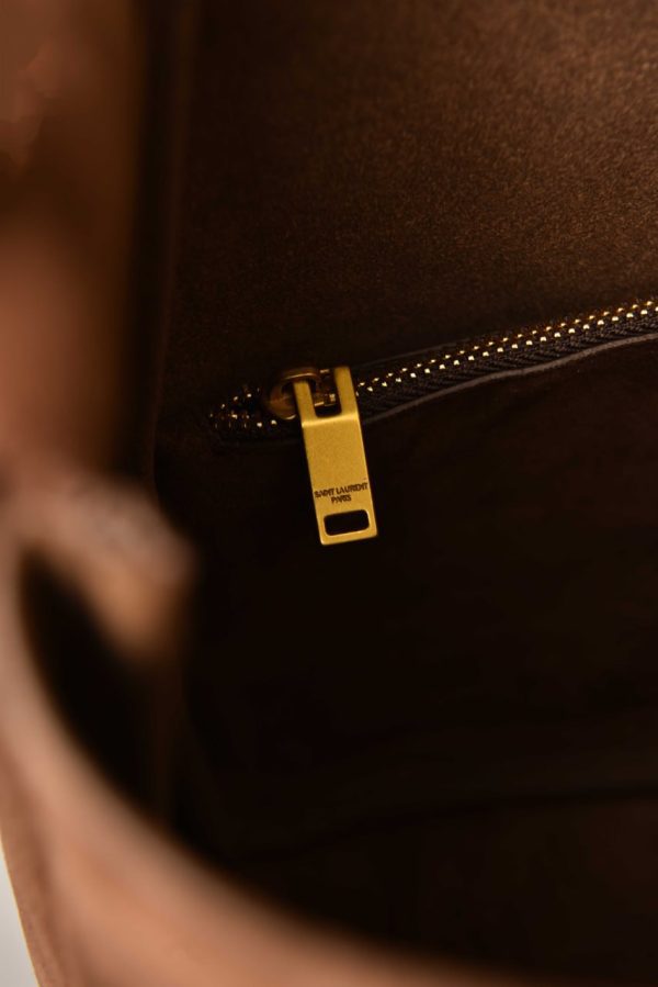 Le 5 A 7 Supple In Suede - Image 4