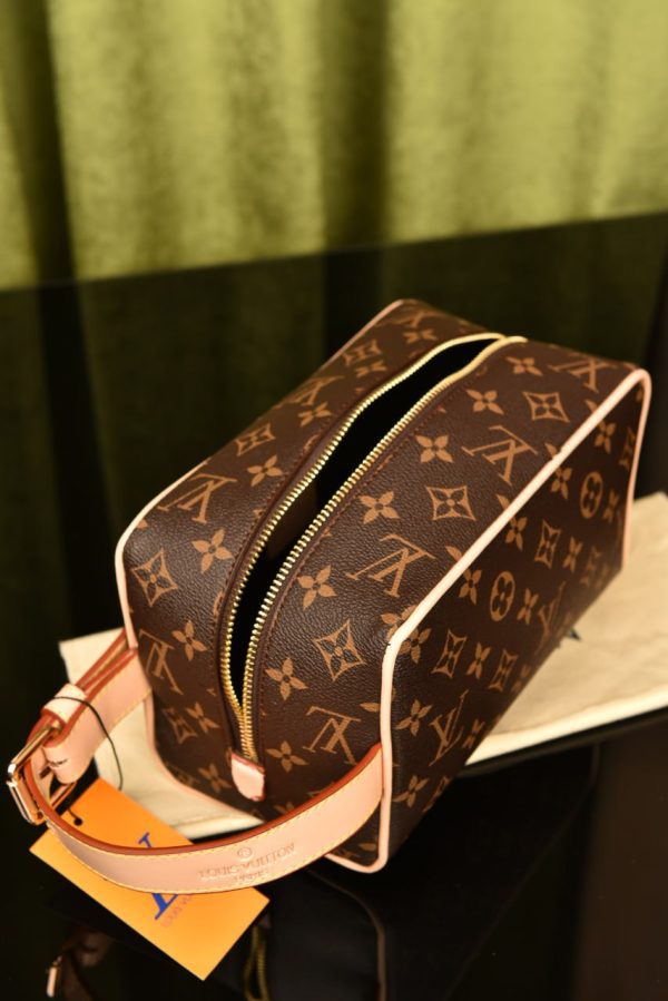 Locker Dopp Kit Bag - Image 5