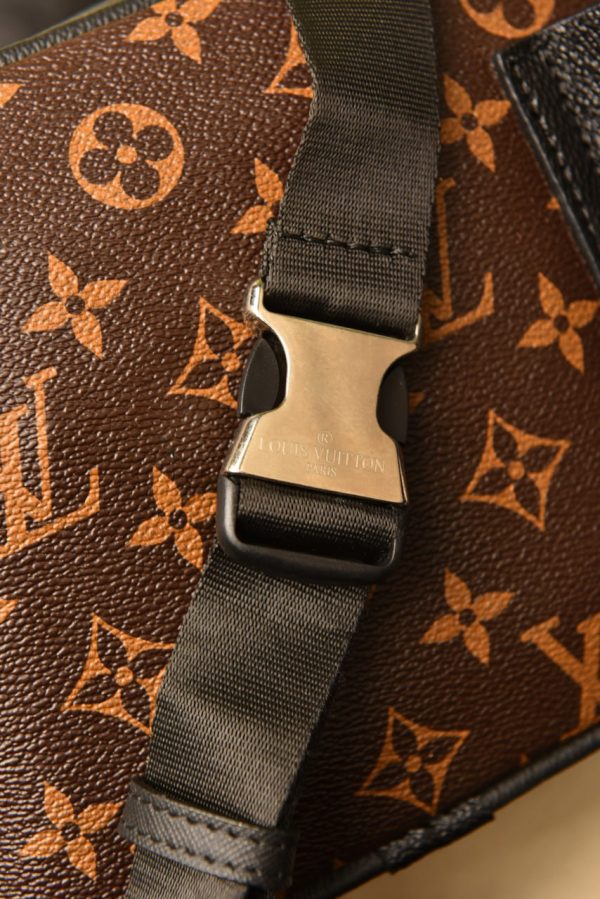 Outdoor Bumbag - Image 5