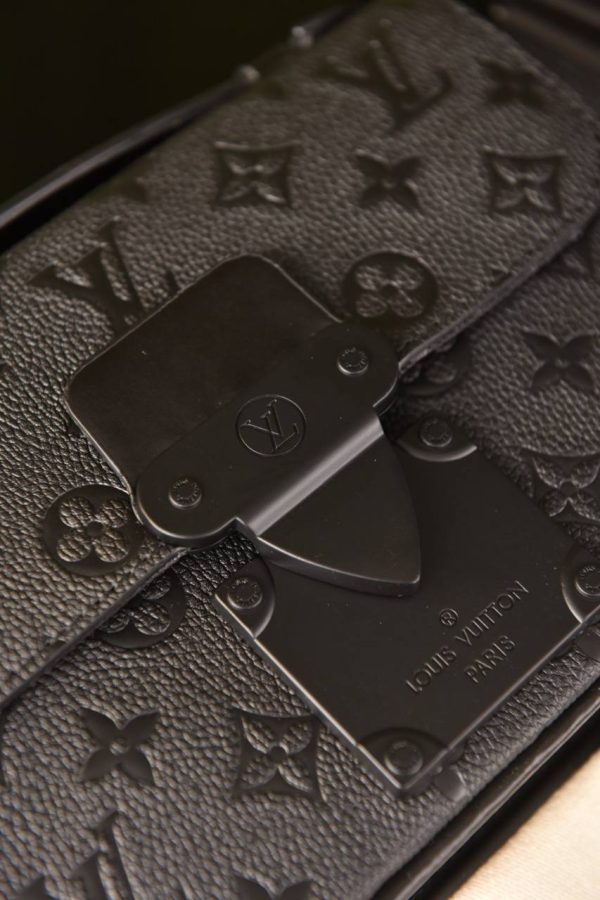 S Lock Sling Bag - Image 5