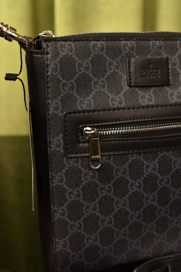 Small Messenger Bag - Image 2