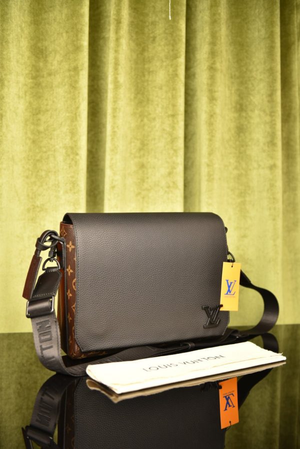 Takeoff Messenger