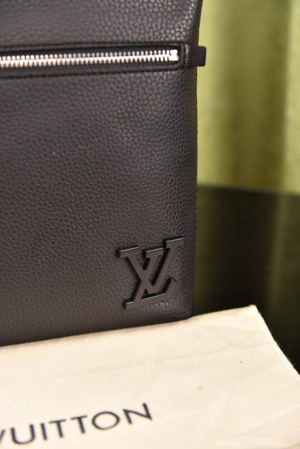 Takeoff Pouch - Image 6