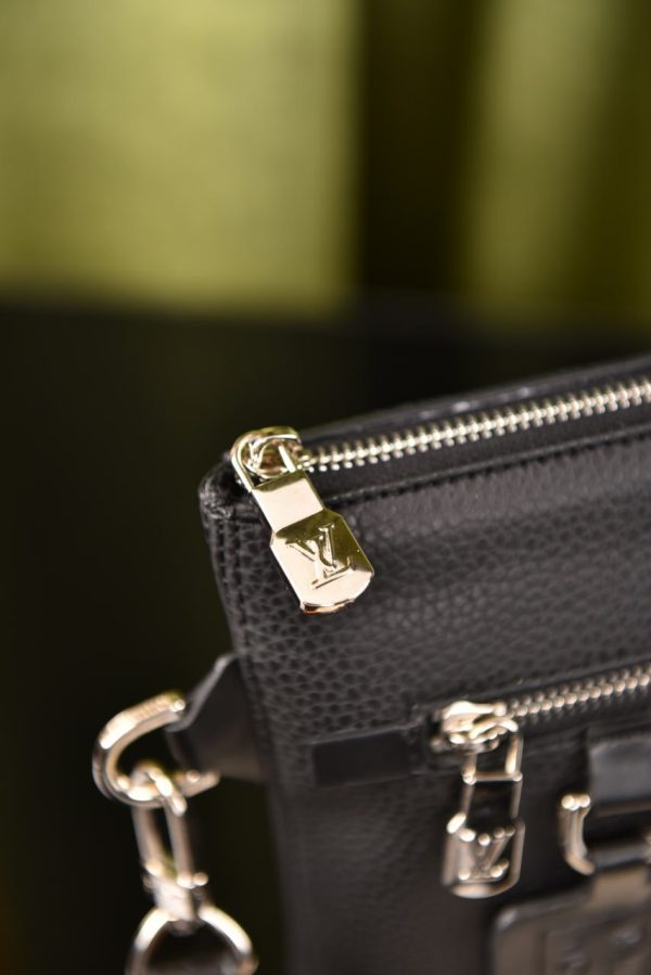 Takeoff Pouch - Image 4